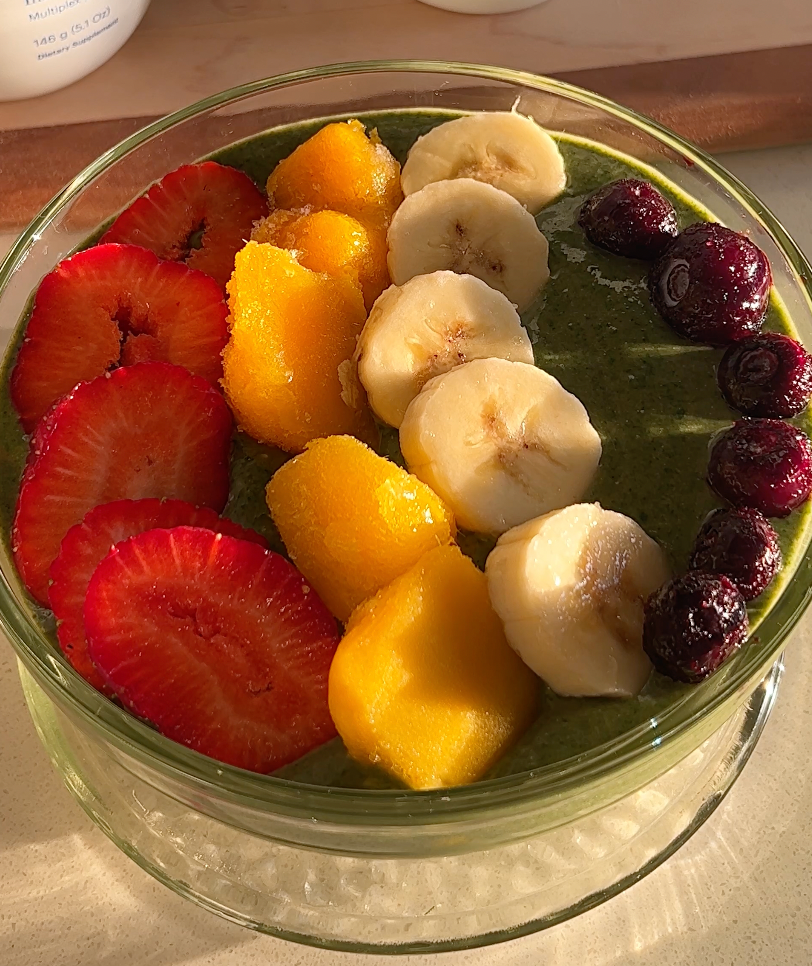 Rainbow Smoothie Bowl